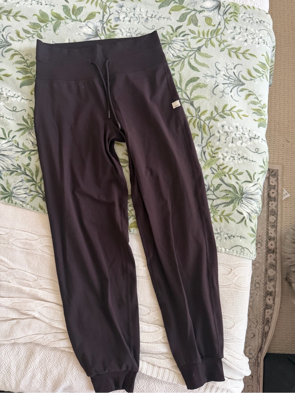 Vuori Dark Cherry daily Jogger Pants with Drawstring Waist